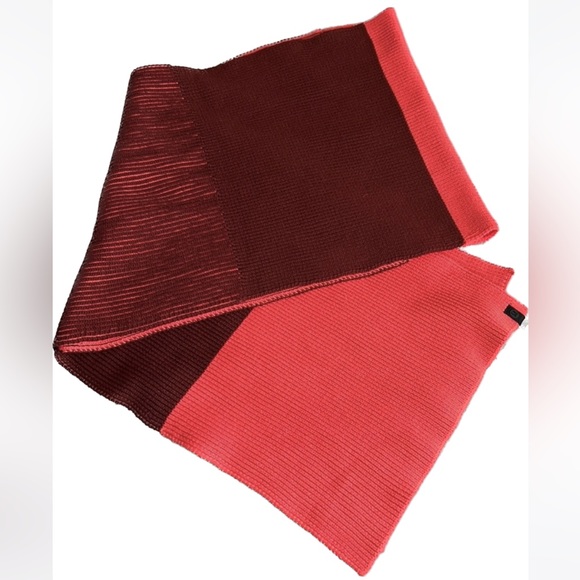 NWT Lululemon Texture Play Scarf~Savannah / Watermelon Red - Picture 2 of 7